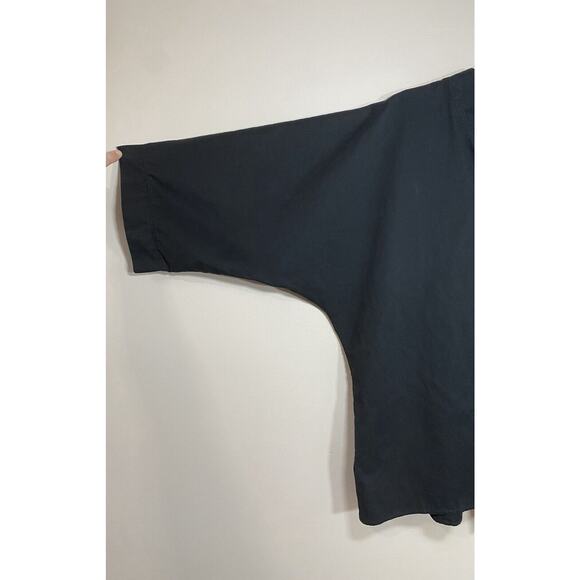 Alexander Michael Snyder Black Short Sleeve V Neck with Tie Top Size SMALL - Picture 2 of 5